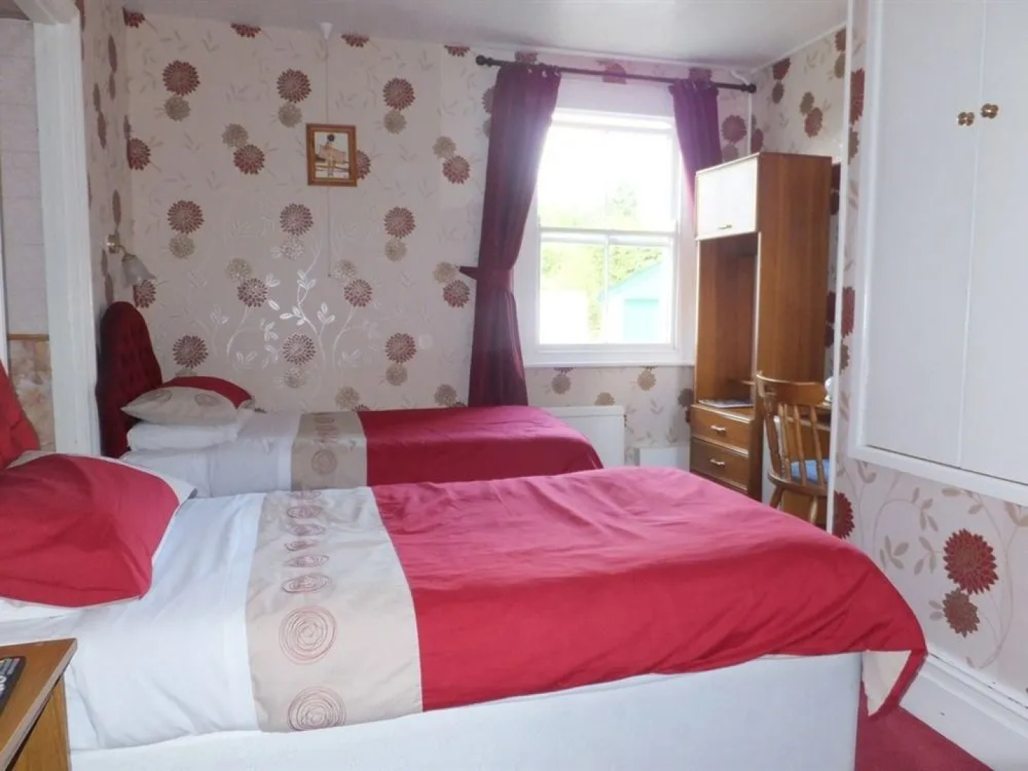 Old Castle Farm Guest House