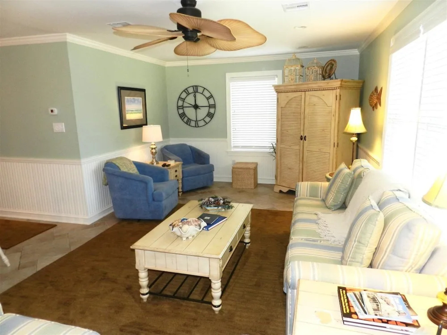 Cm911 Columbia Avenue-2