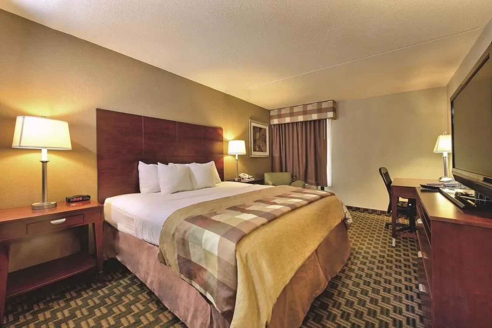 La Quinta Inn & Suites Canton