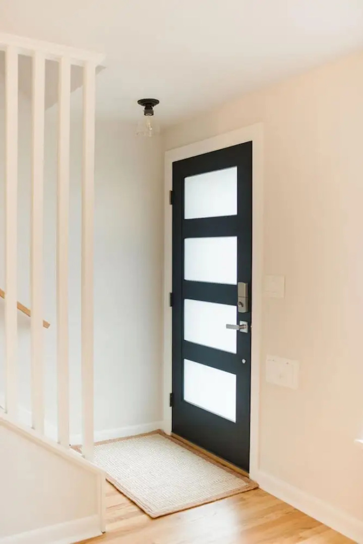 The Ballard Socialite