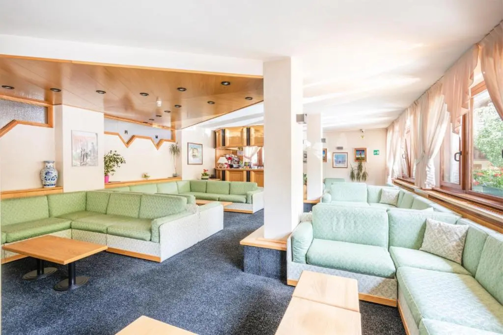 Hotel Alpina