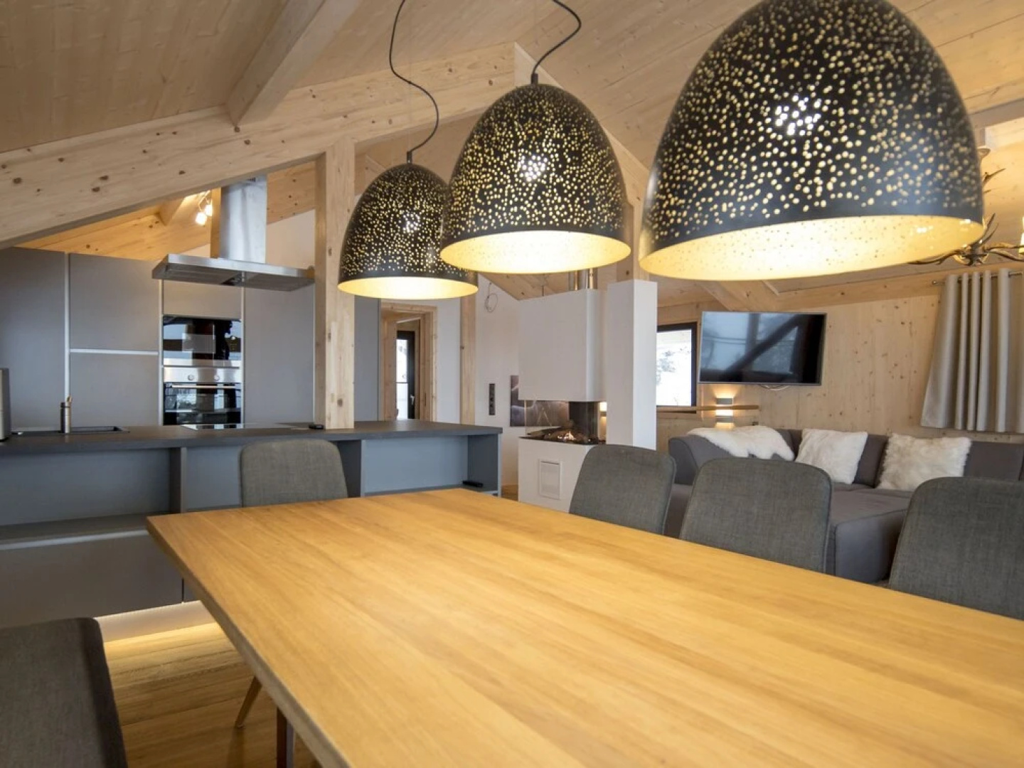 Wellness Chalet mit Au Ensprudelbad Schladming