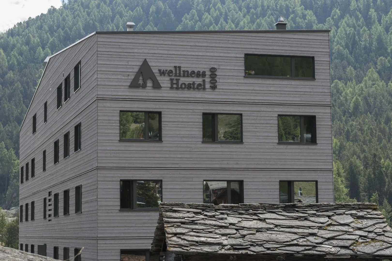 wellnessHostel4000
