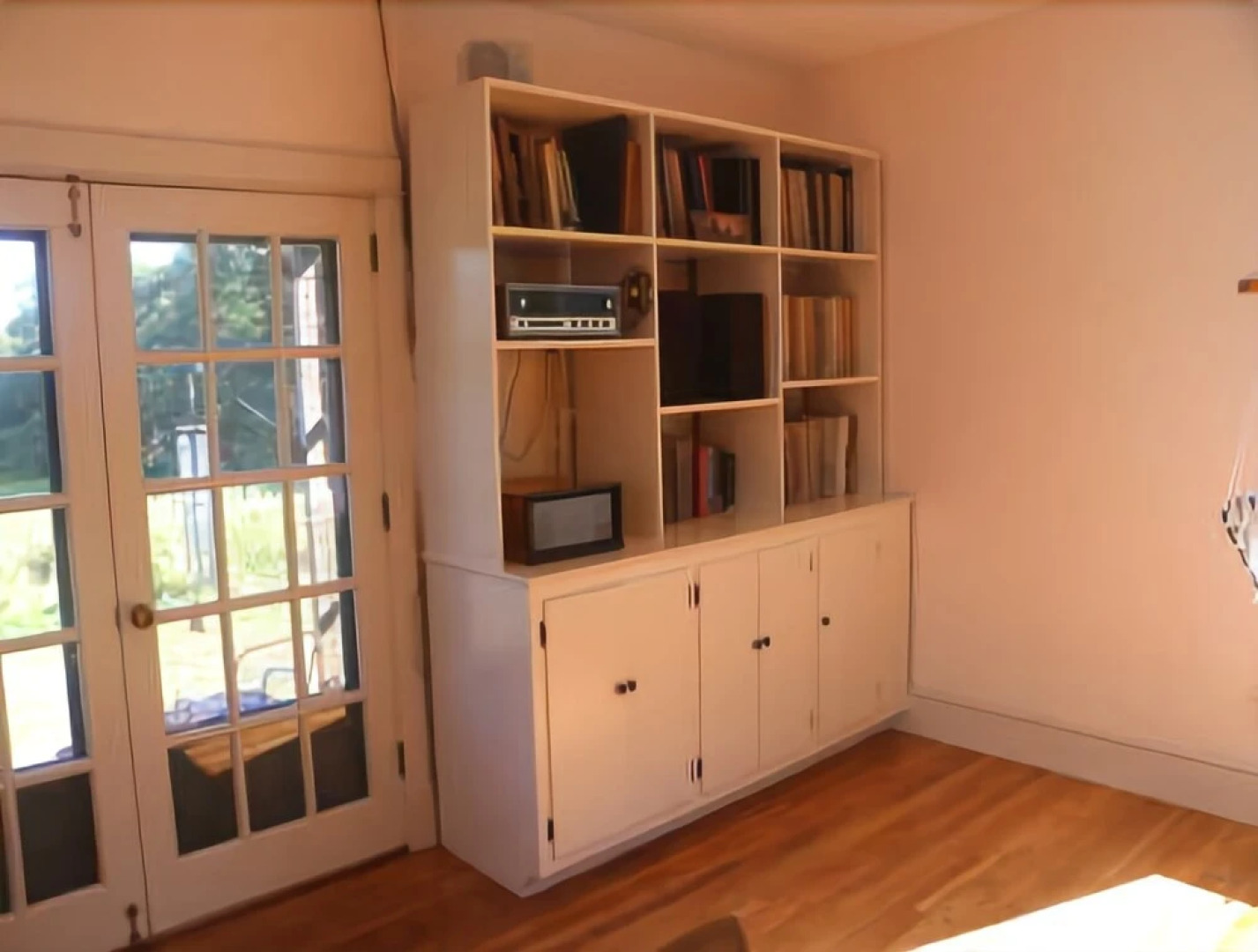 Annes Secret Garden - Two Bedroom Home