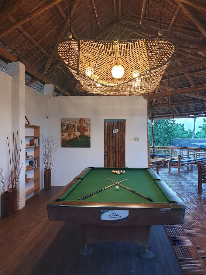 Fish Unlimited Beach & Dive Resort