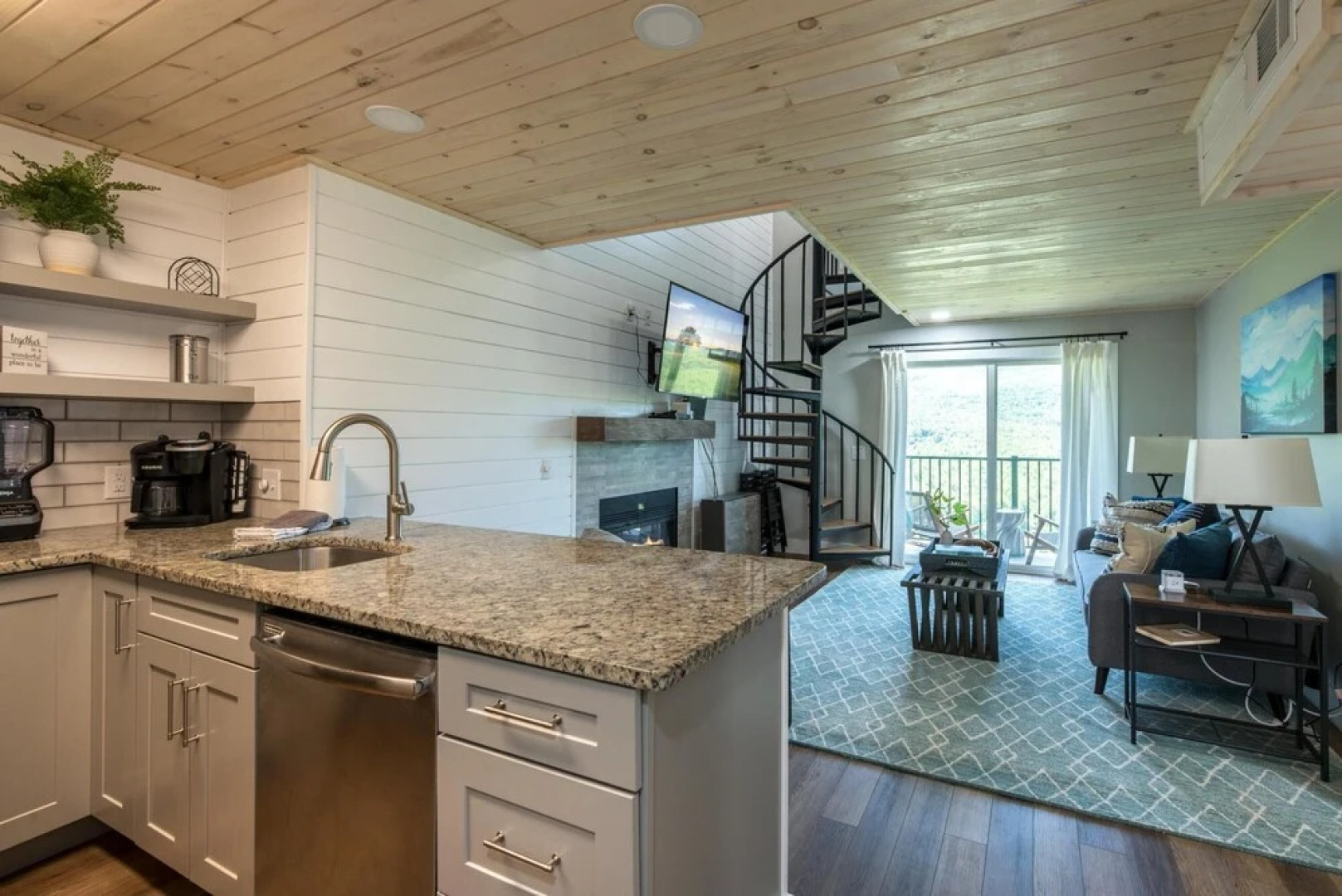 Smoke of the Mountains