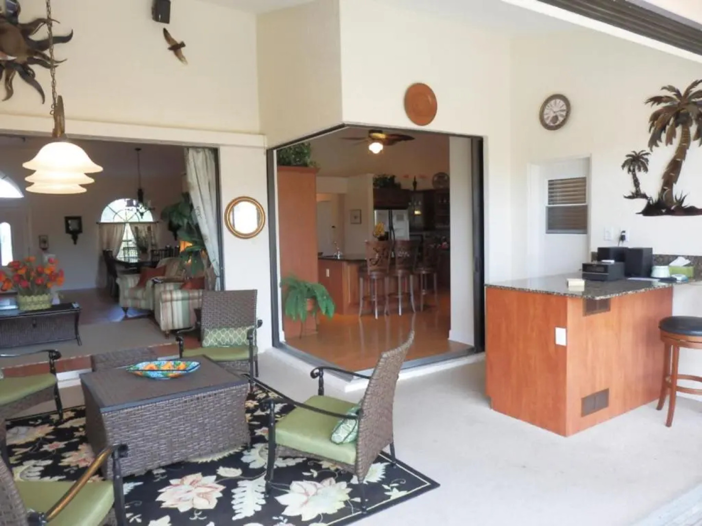 Privacy in Paradise - Private Villa with heated pool and spa - sleeps 6