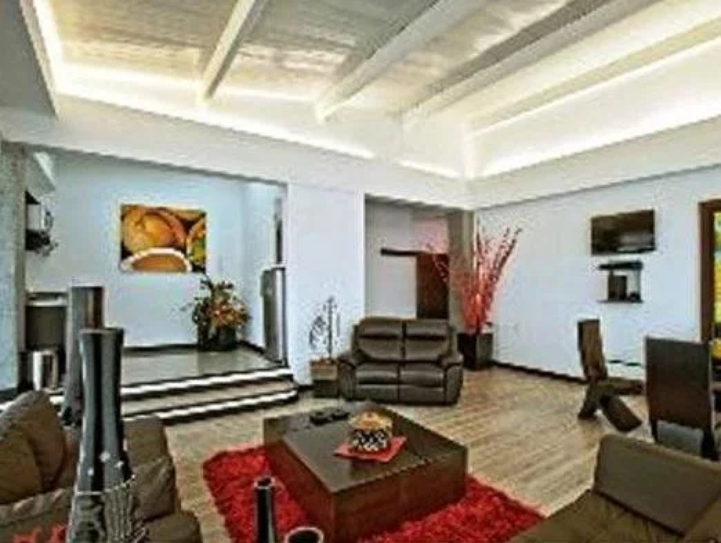 Hábitat Suites Hotel