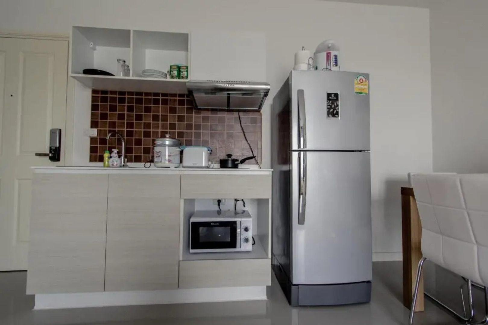 Baan Kiang Fah Apartment by Patcha