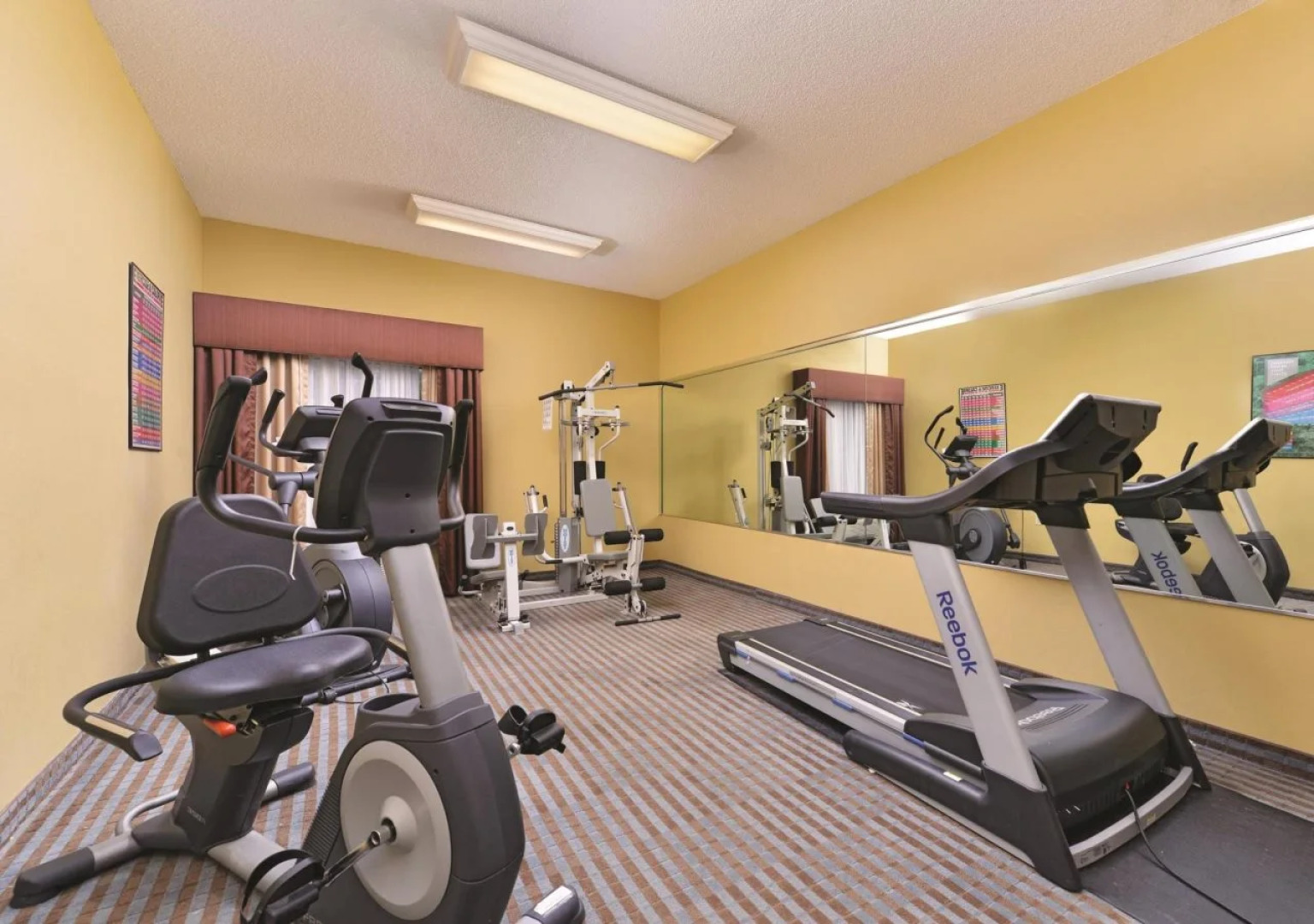 Holiday Inn Express & Suites Locust Grove by IHG