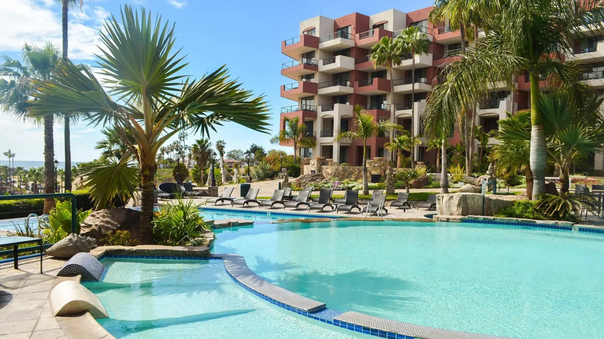 Hotel Coral And Marina