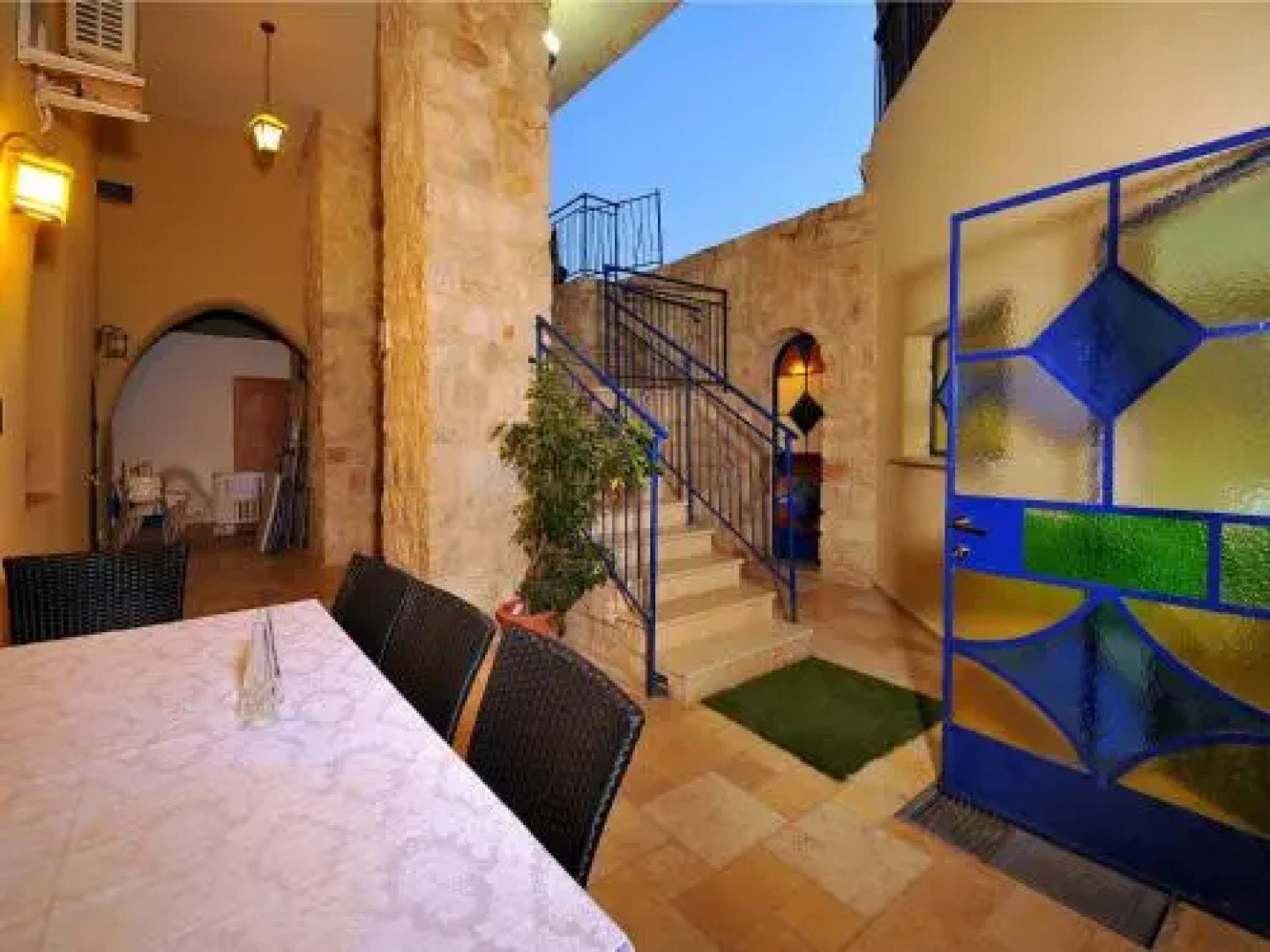 Vitrage Luxury Residence