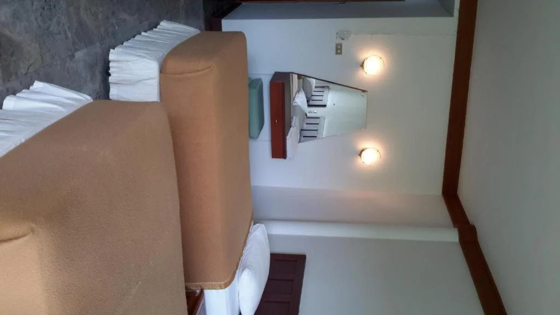 Had Song Kwae Resort & Hotel