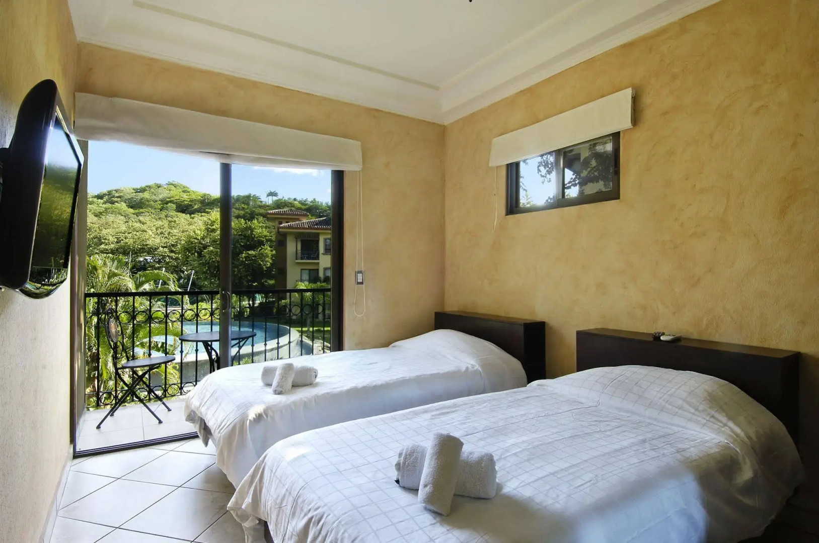 The Oaks Tamarindo Condominiums