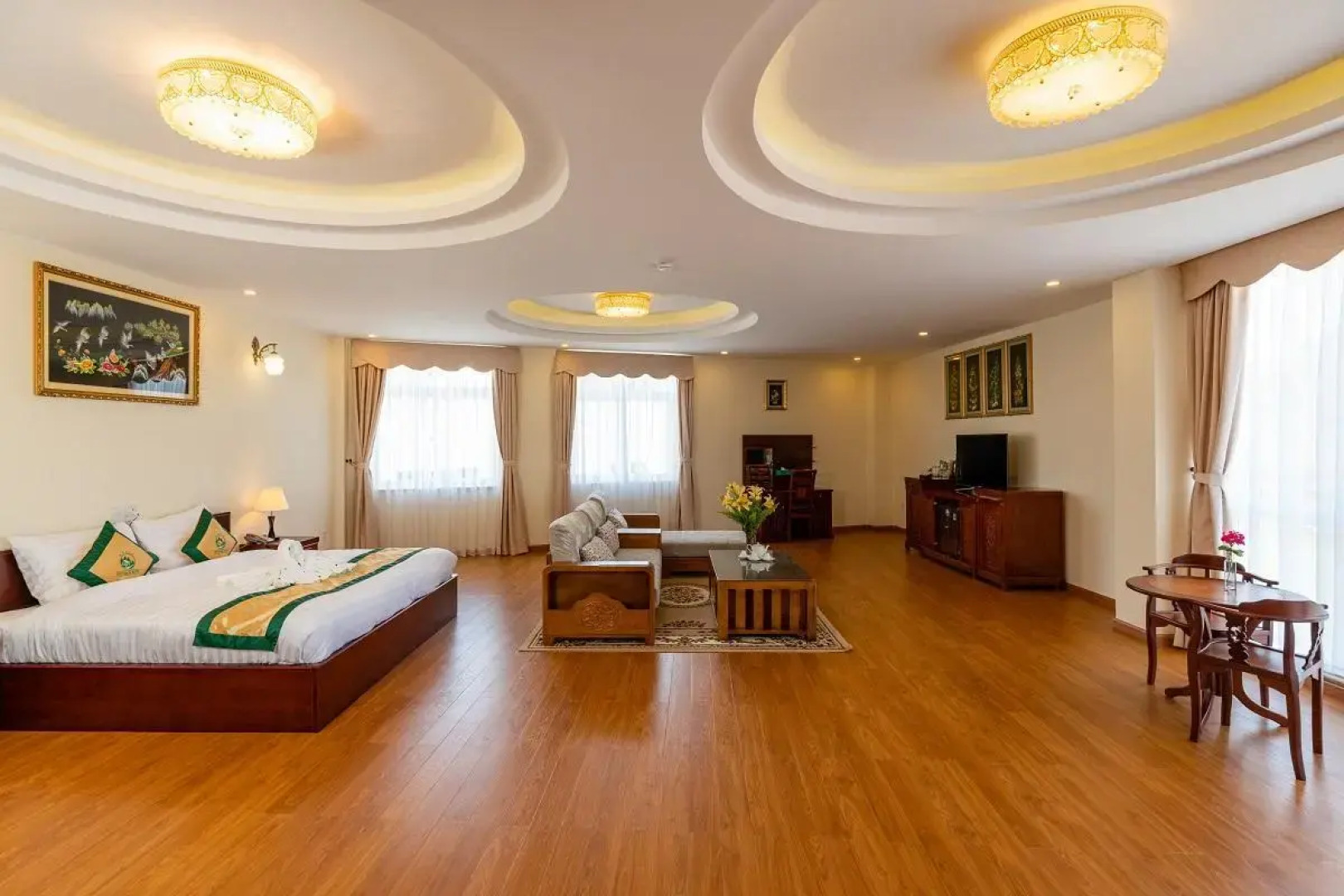 Thuy Hoang Nguyen Hotel Resort & Spa