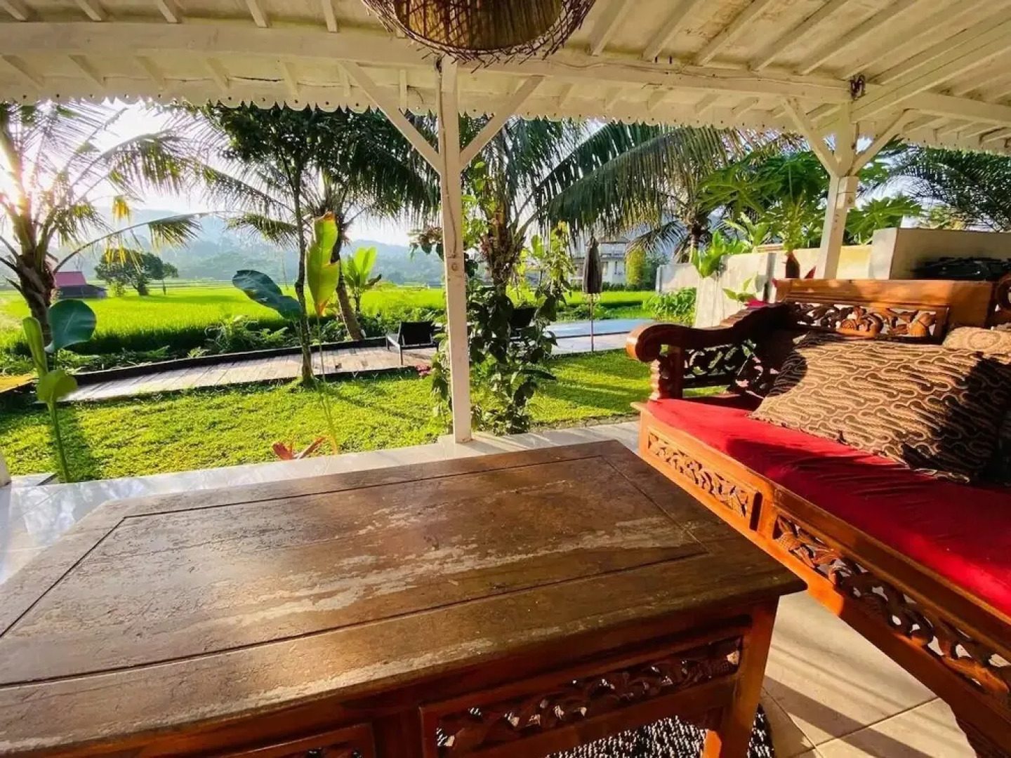 Natural View Sidemen Villa & Cottages