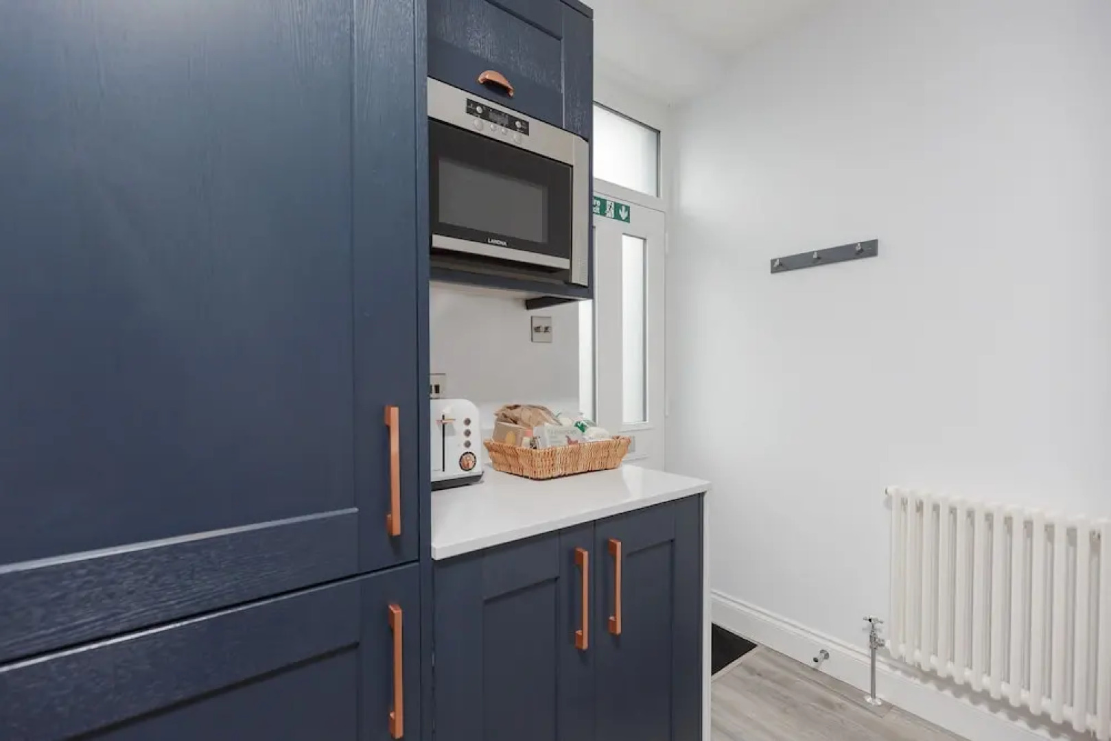 Dollar Apartments at 39