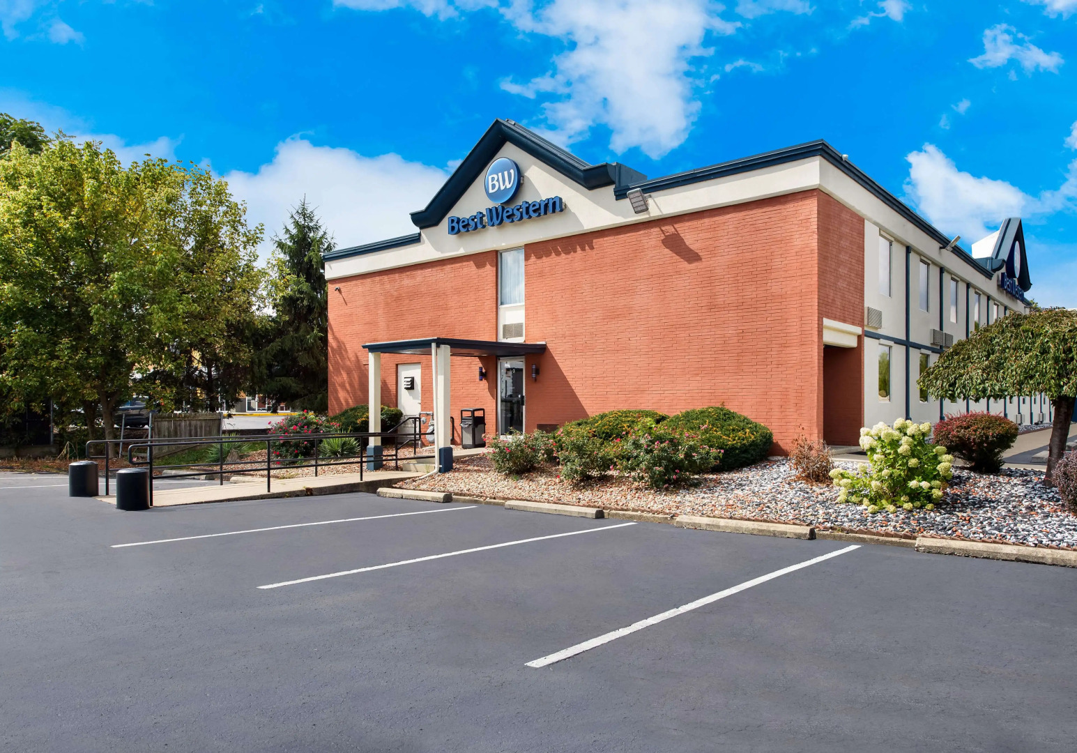 Best Western Adena Inn