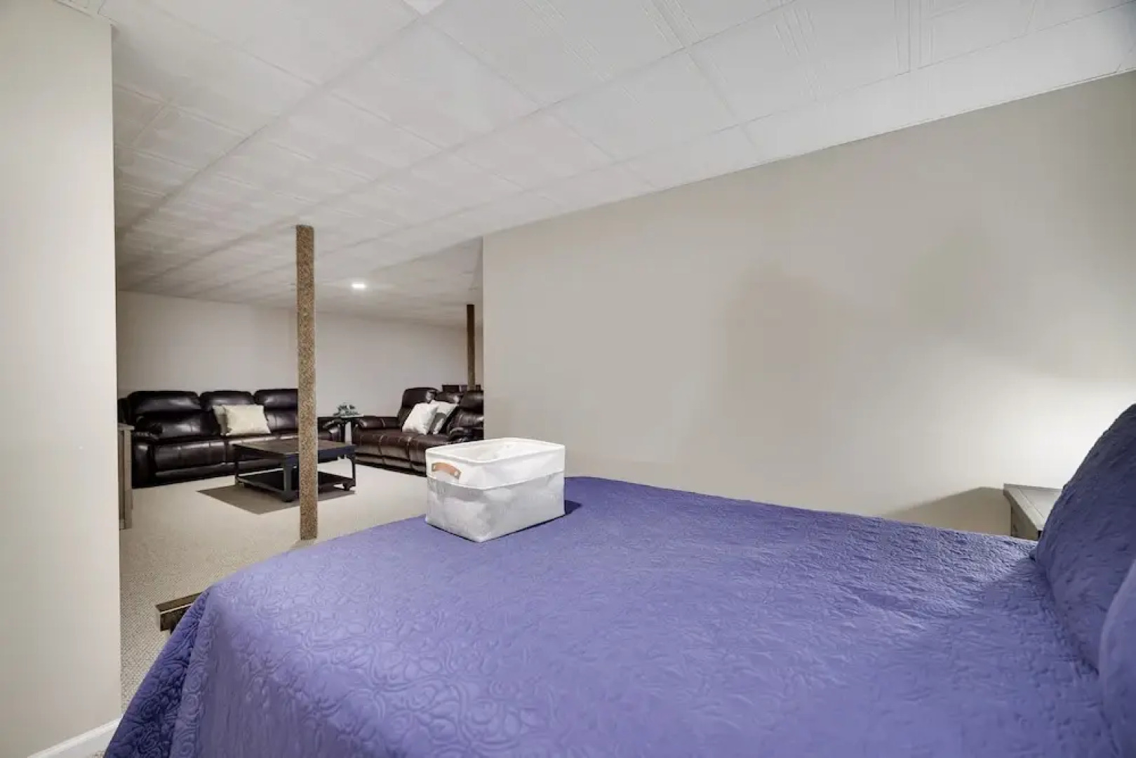 The Nest at Pinecrest by Avantstay Hot Tub Spacious Deck Game Room Fire Pit