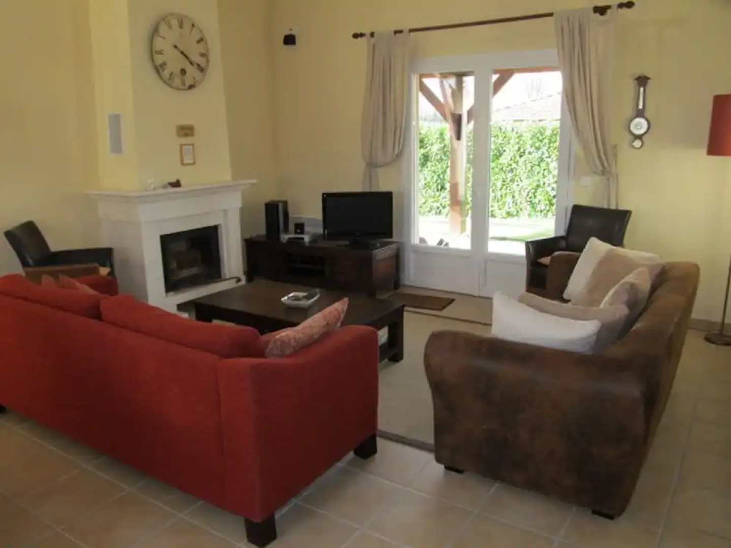 Attractive Villa on Exclusive Family Park With Swimming Pool in Peaceful Setting