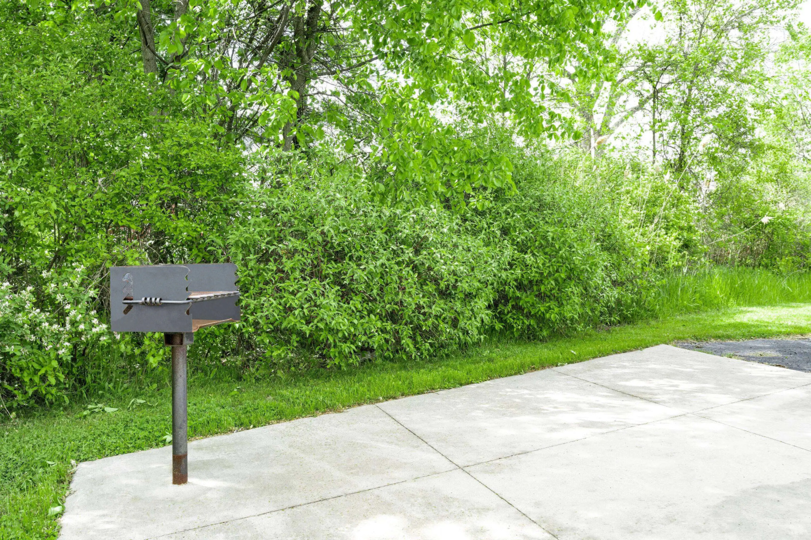 Days Inn & Suites by Wyndham Niagara Falls/Buffalo