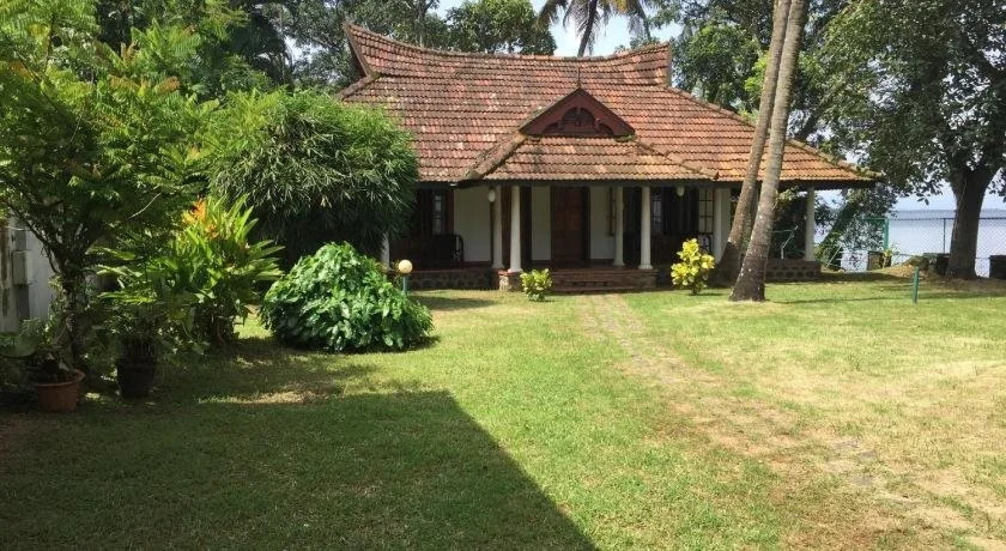 Kovilakam Lakeside Villa