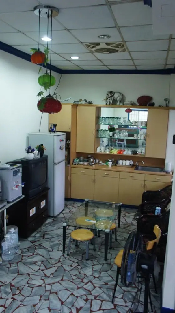 The Lodge for Cyclists - Hostel