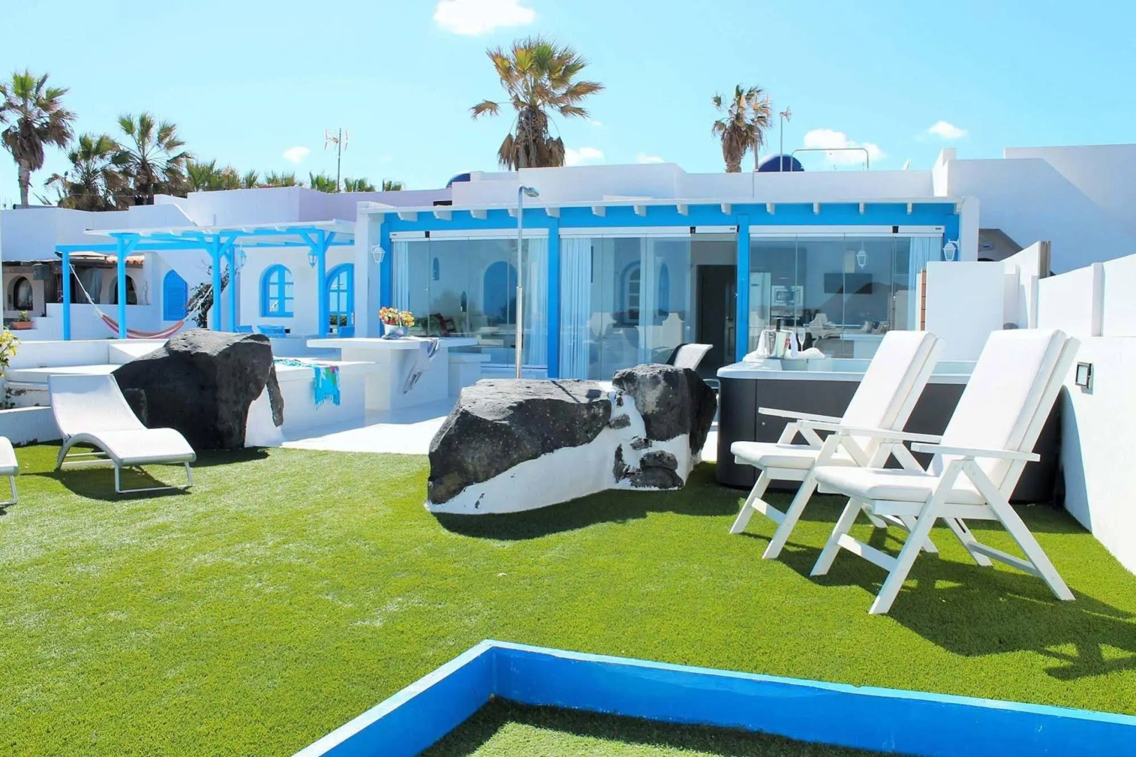 Villa Granada by Vacanzy Collection