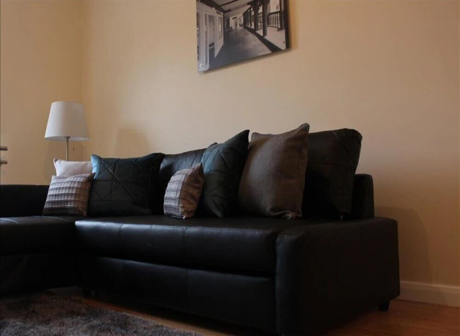 The Glyndwr - Berwyn House - Central Wrexham - Sleeps Up To 6