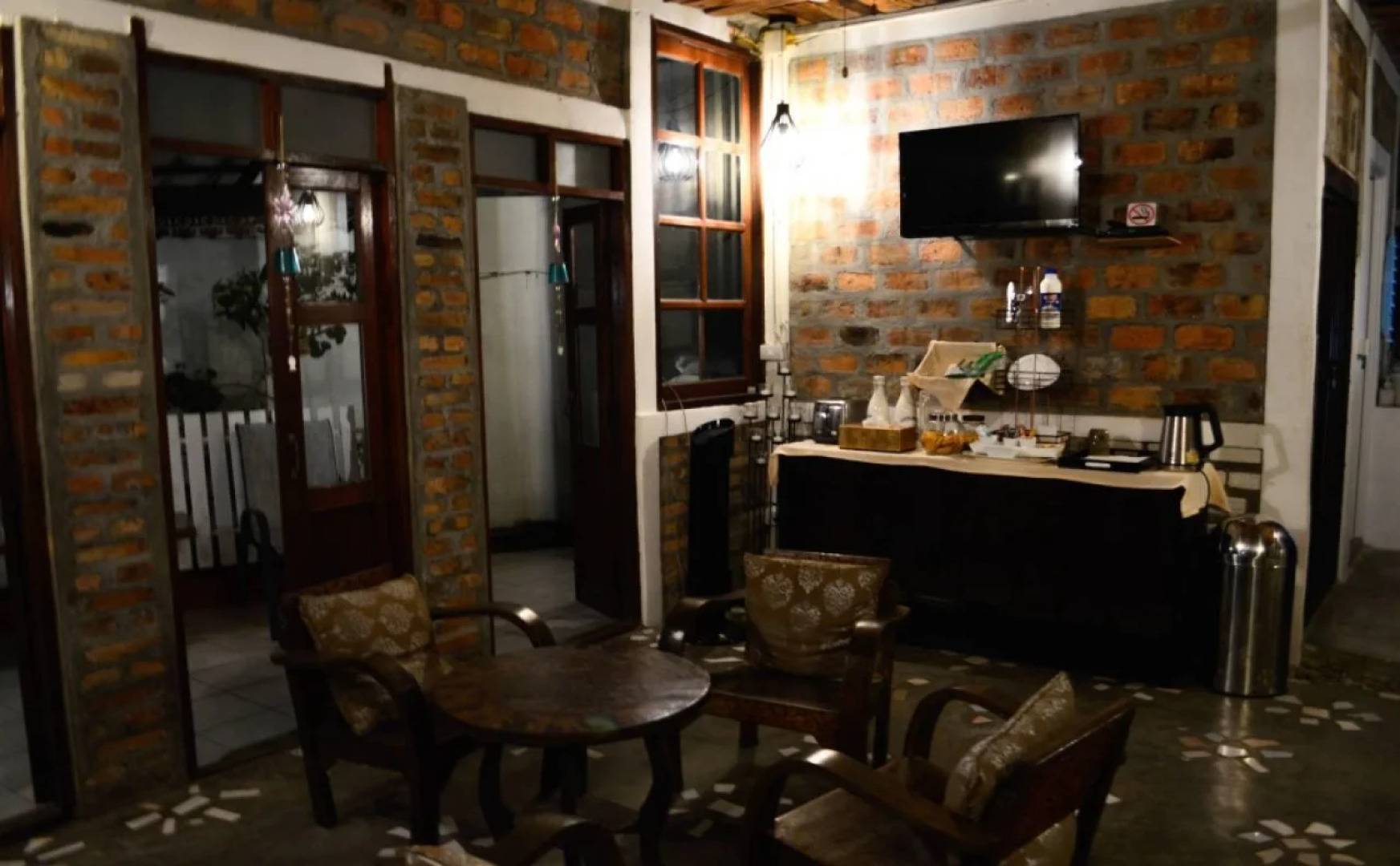 Baan Thai Homestay by bGb Villas - Hostel