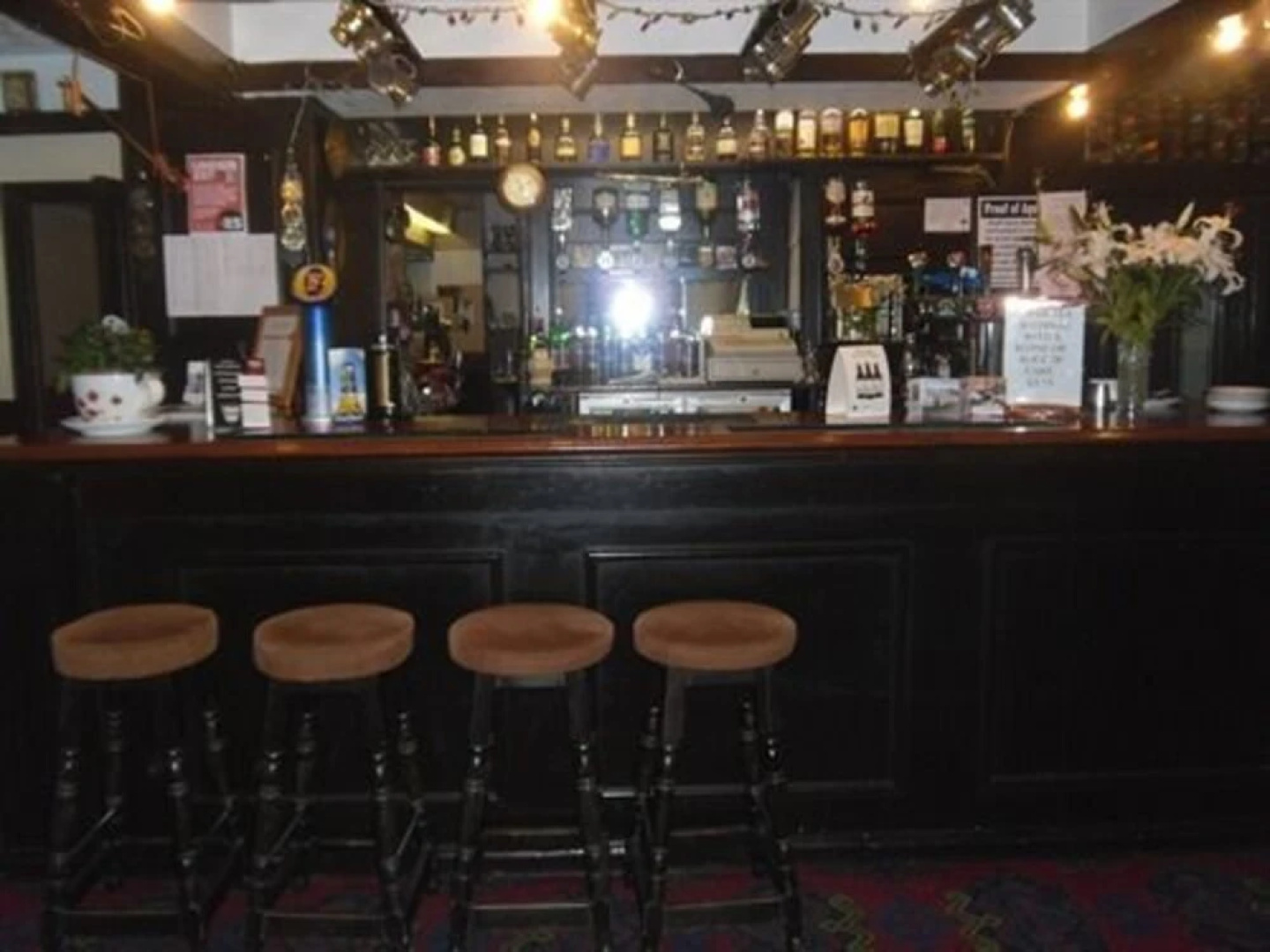 Horse and Hound Country Inn