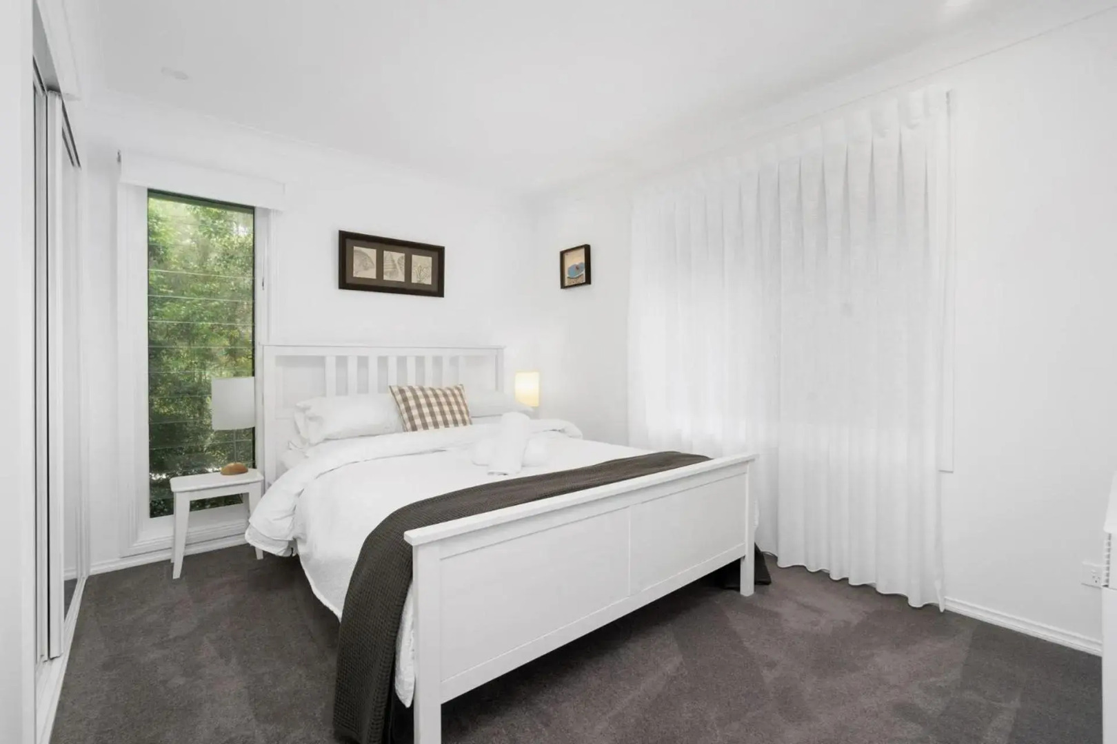 Birdsong at Hyams Beach 4pm Check Out Sundays