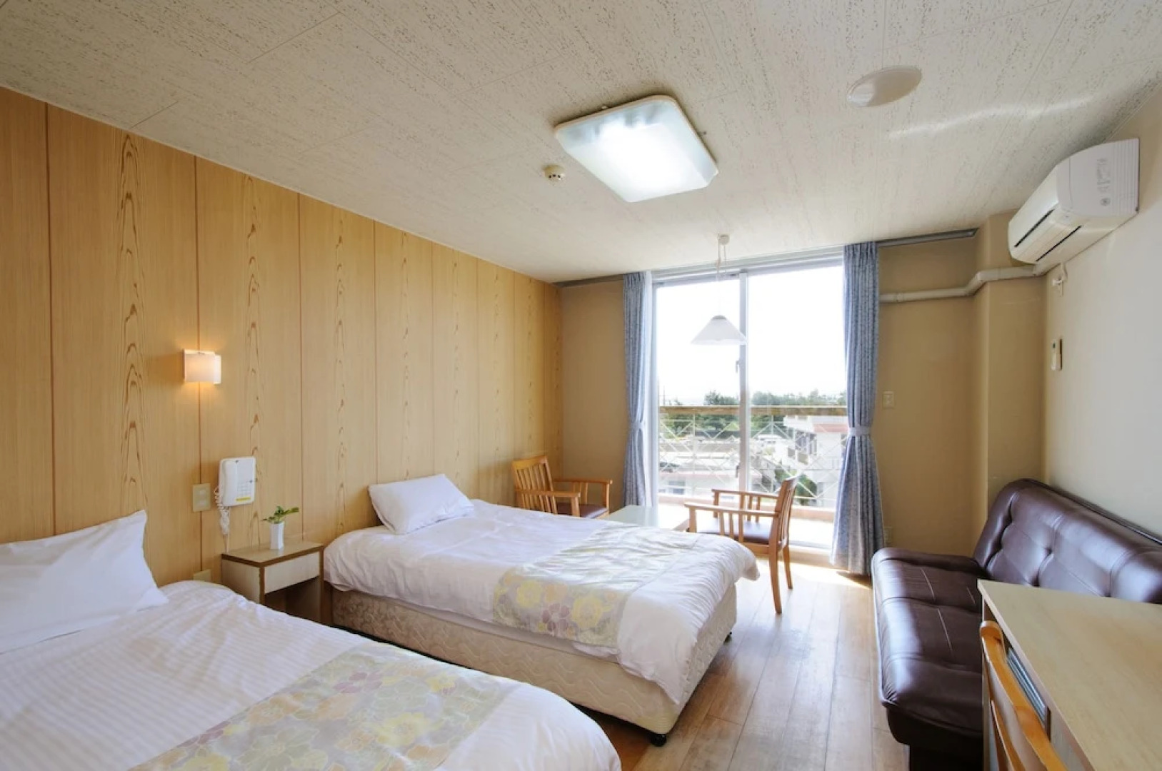 La Teada Kume-island