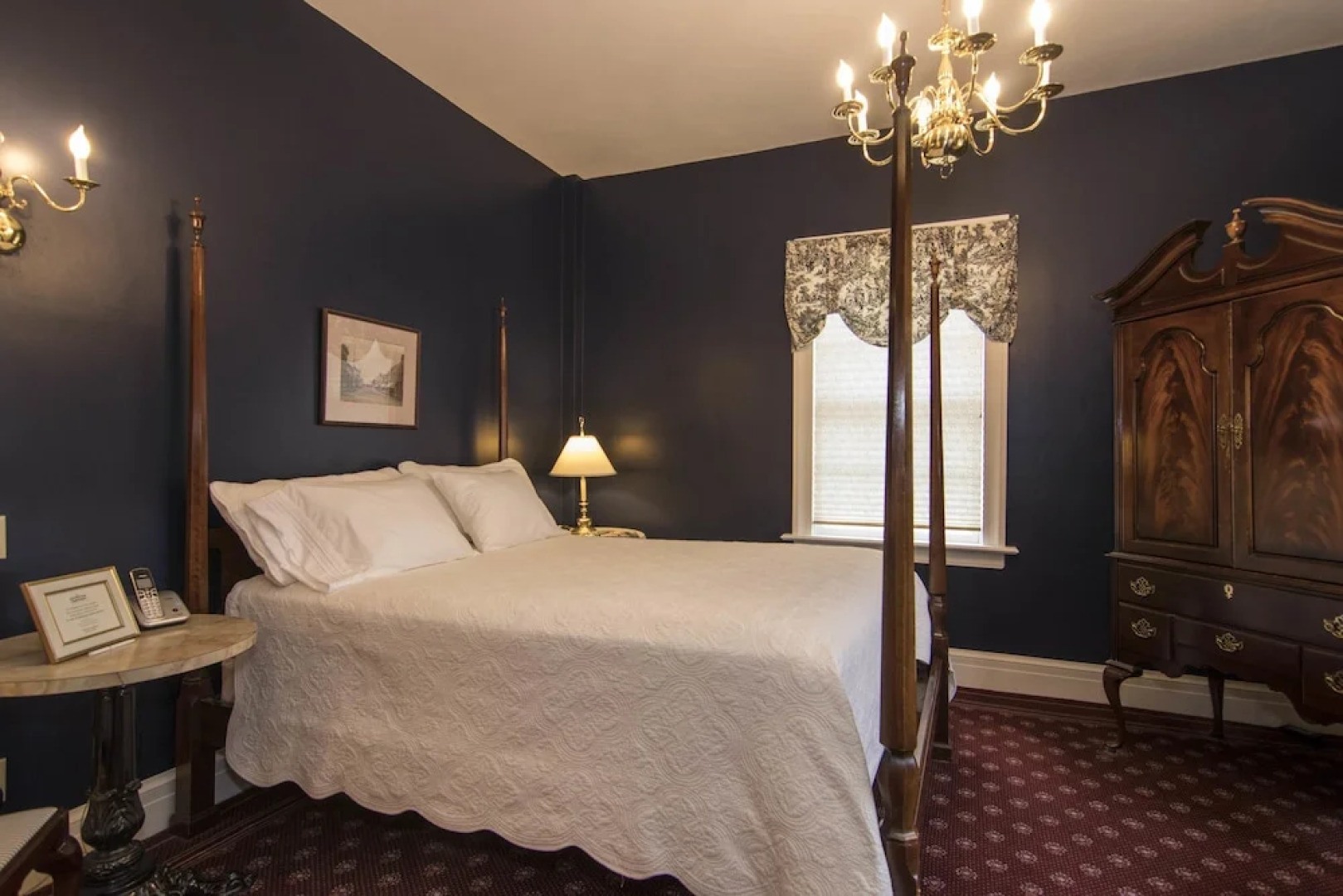 The Rochester Inn, A Historic Hotel