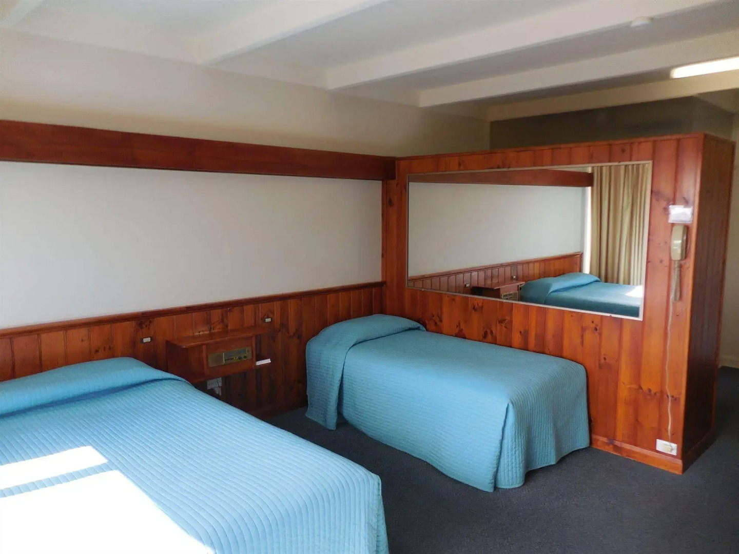 Village Family Motor Inn