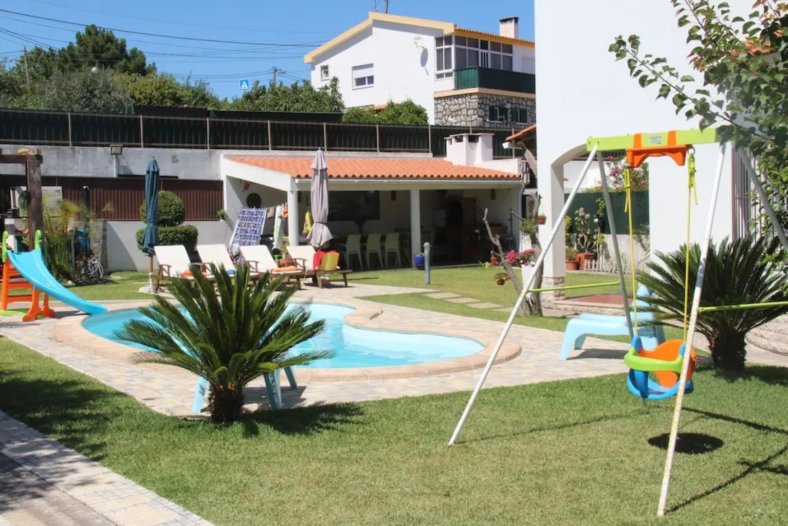 Sesimbra Stylish Villa by Homing