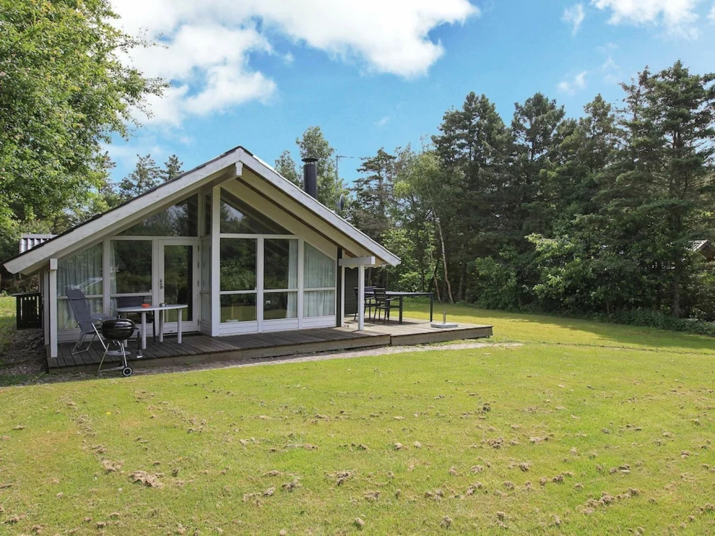 Spacious Holiday Home in Vejby near Sea