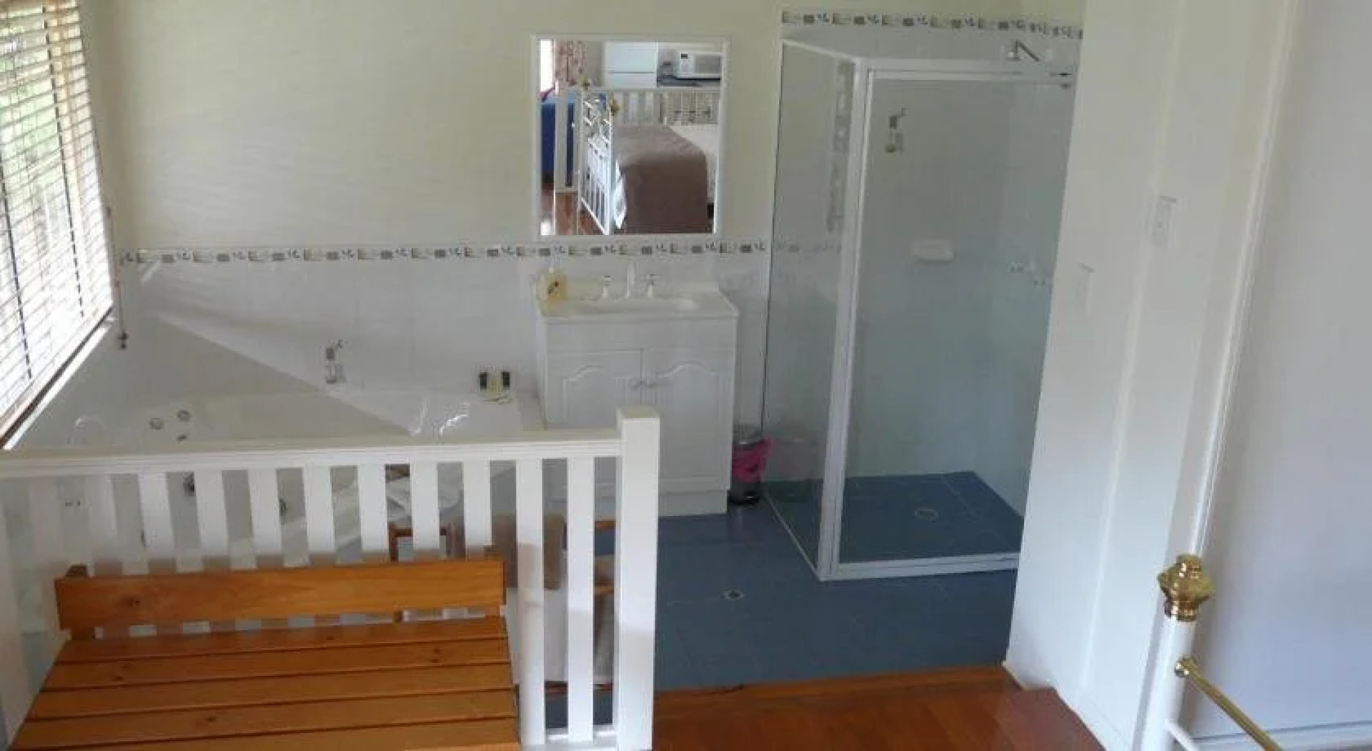 Granite Gardens Cottages & Lake Retreat