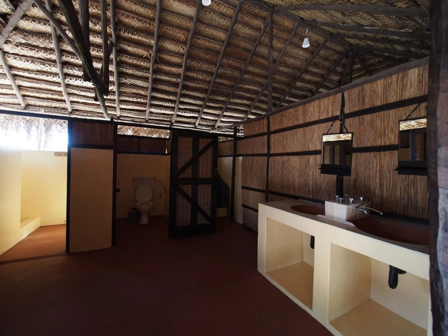 Mango Beach Lodge