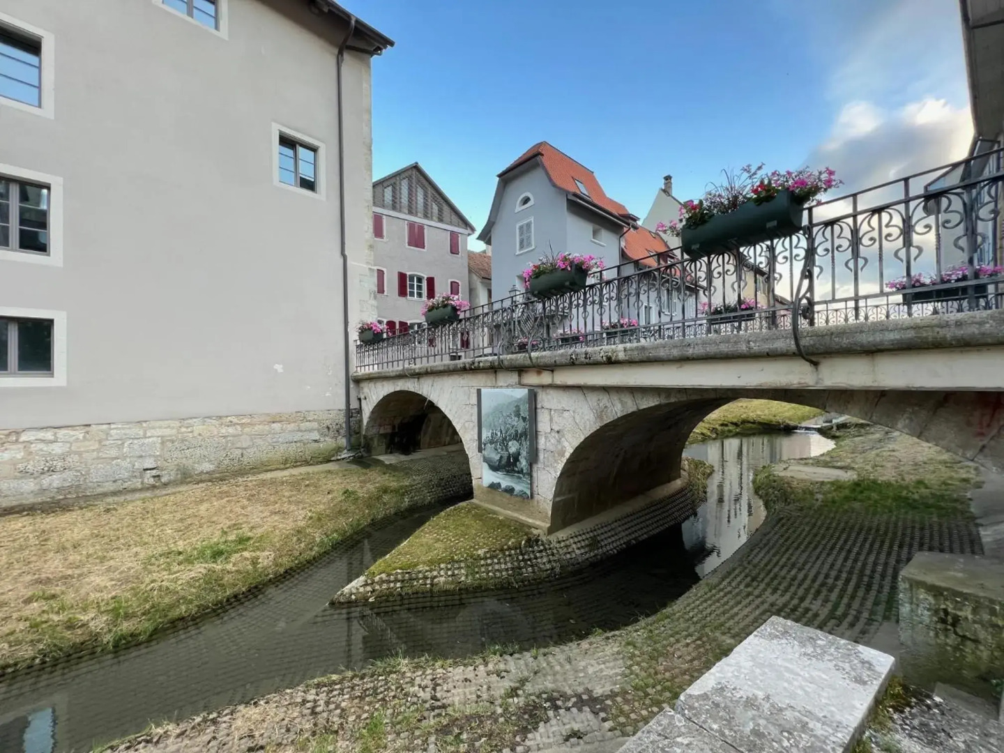 Elégant appartement au pied du château en plein centre ville