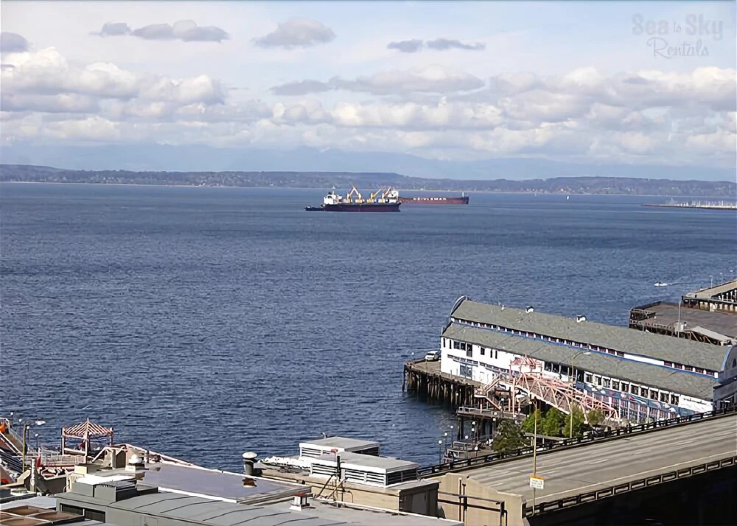 Harbor Steps Sound View Suite - Two Bedroom Apartment with Balcony