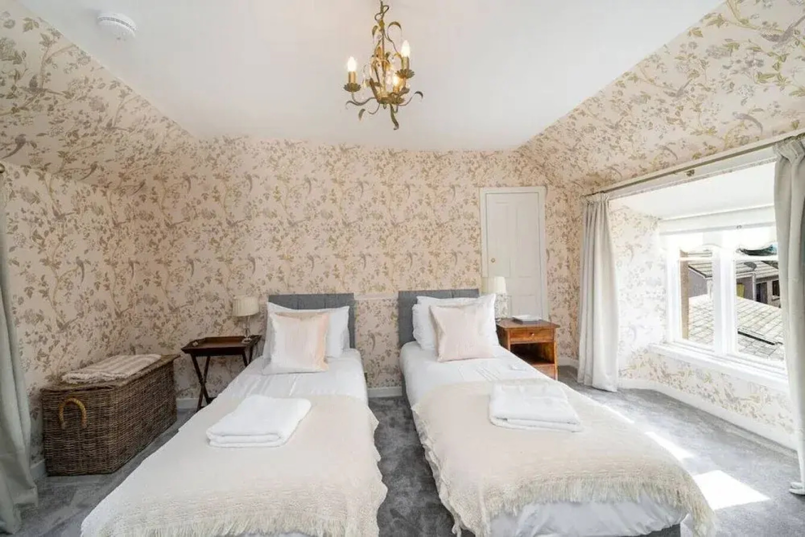 Thrums Cottage - A Writer s Retreat