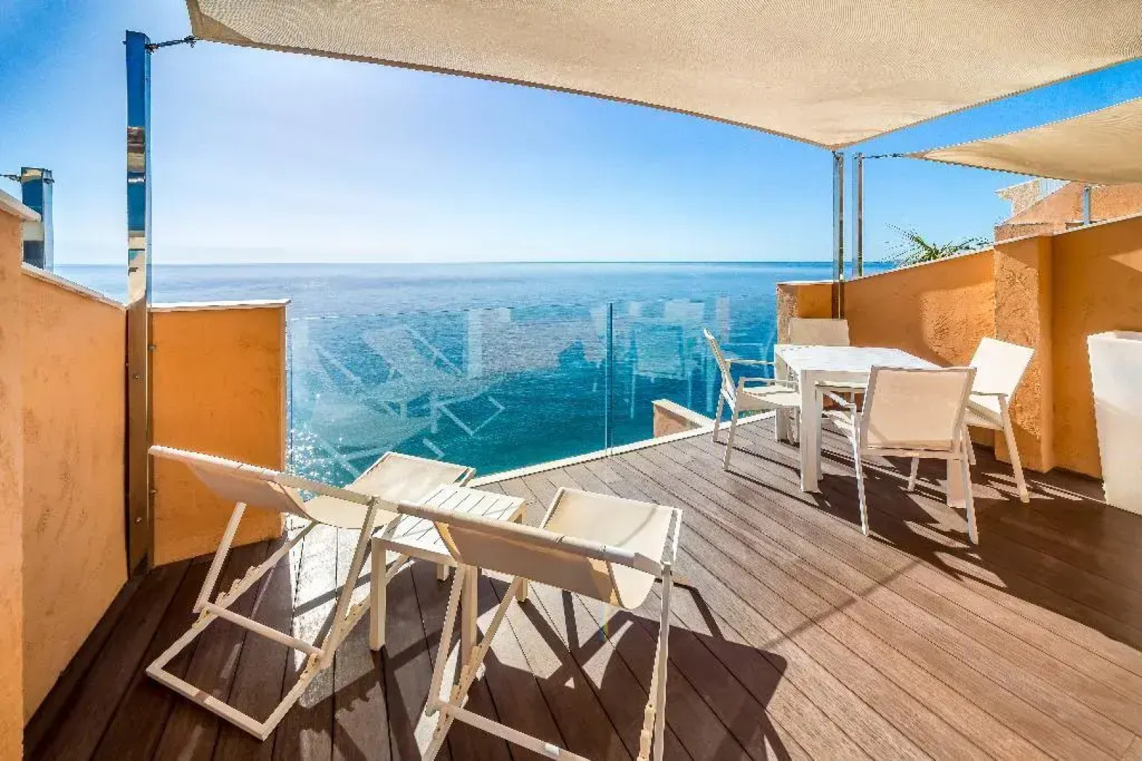 Occidental Pueblo Acantilado