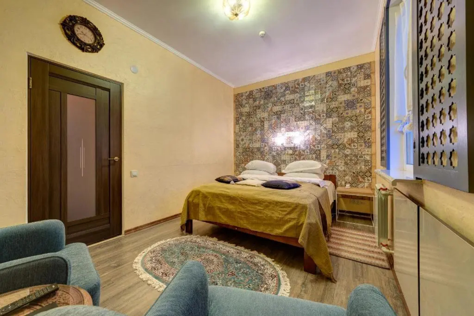 Отель Александрия