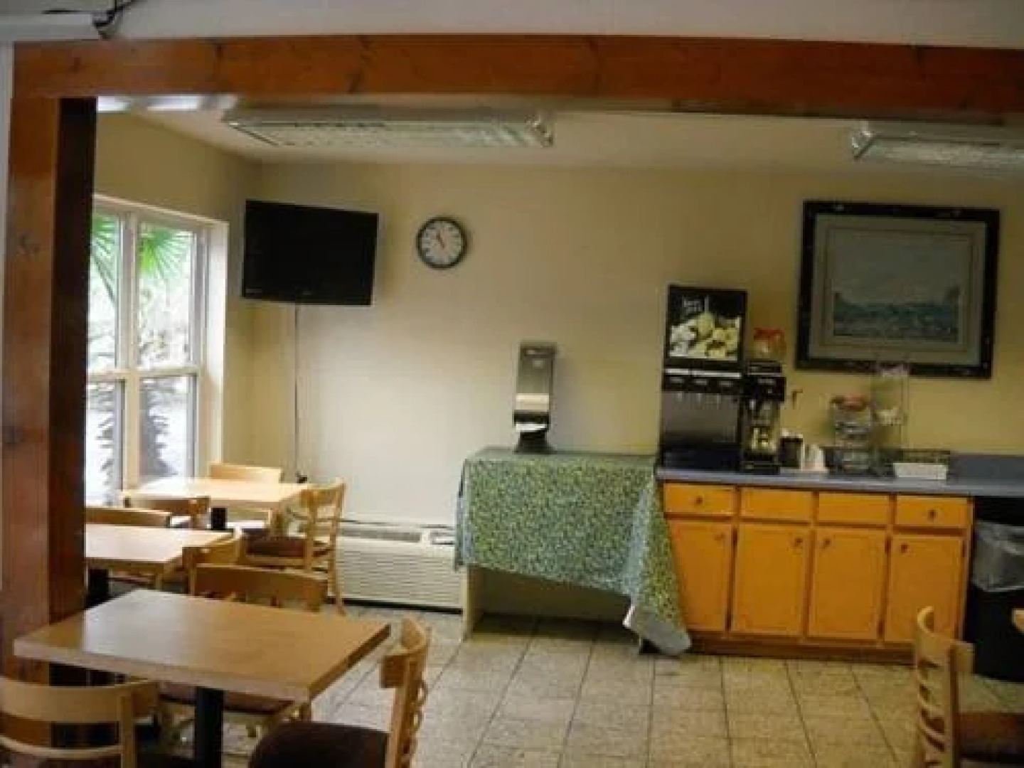 Ashburn Inn & RV Park