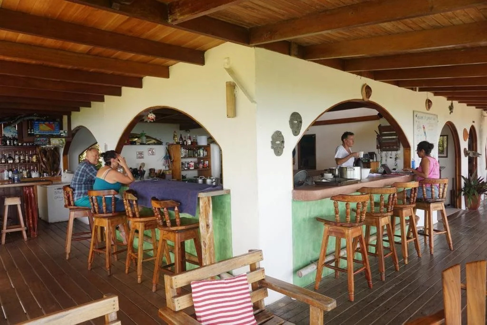 The Lookout Inn Lodge