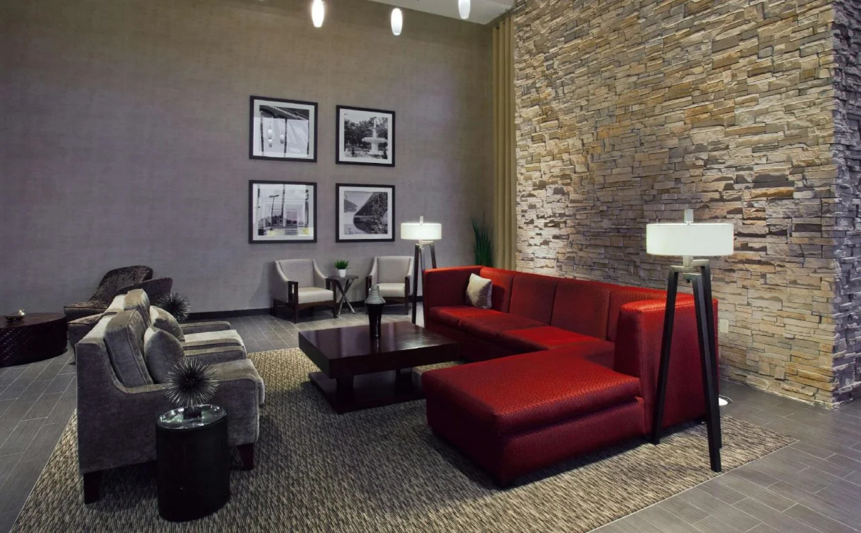 DoubleTree by Hilton Hotel Savannah Airport