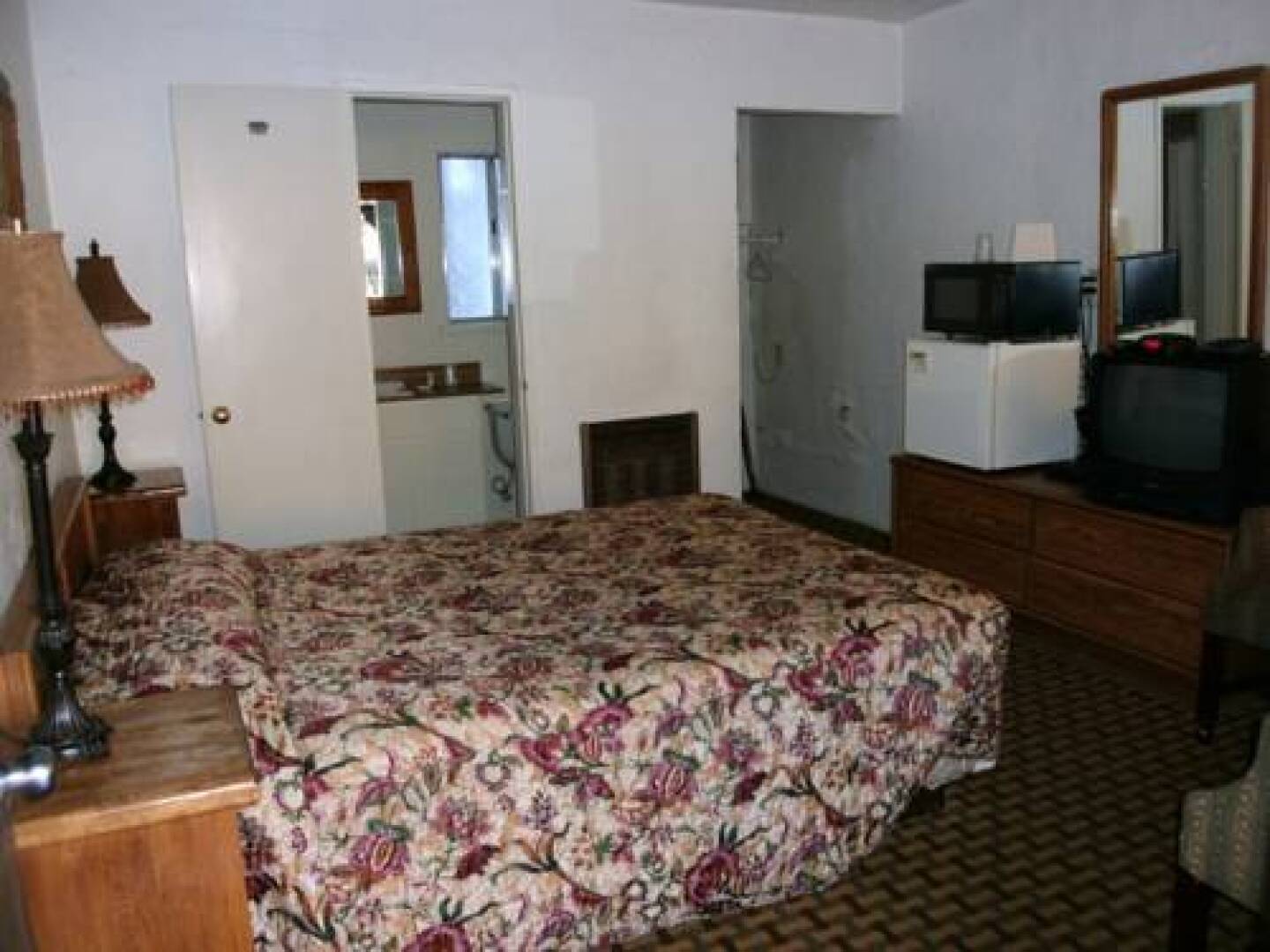 Charikleia Maisonettes