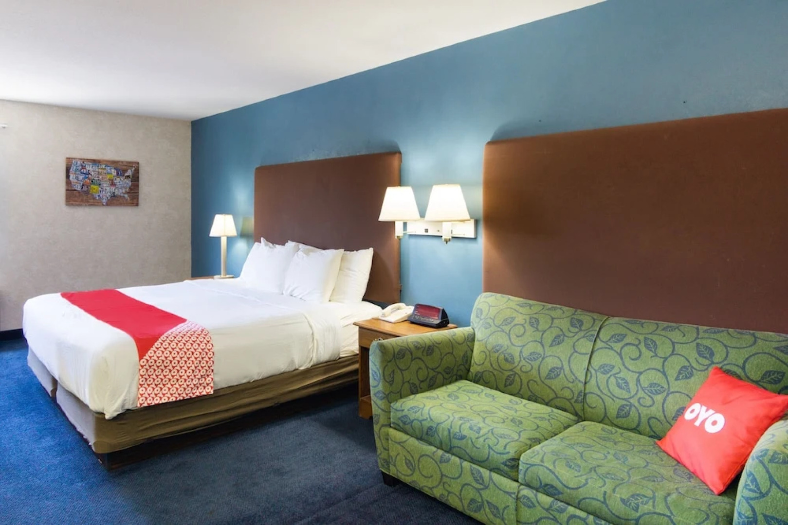 Econo Lodge Inn & Suites Lake Of The Ozarks