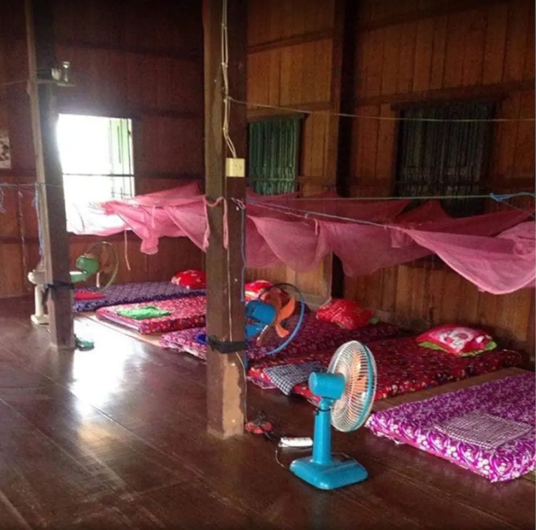 Sokhon Home Stay - Adults Only - Hostel